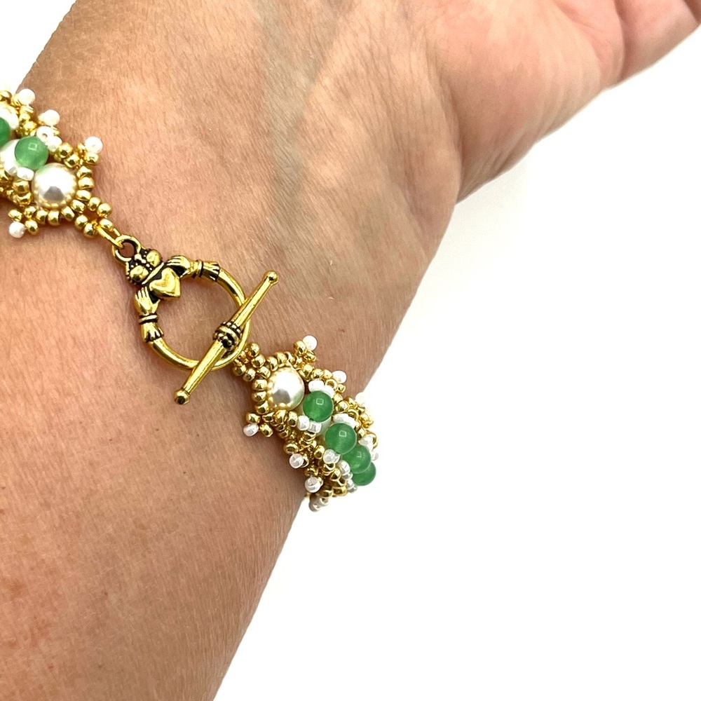 HAND CRAFTED Swarovski Pearl and Jade Party Bracelet - Picture 8 of 10